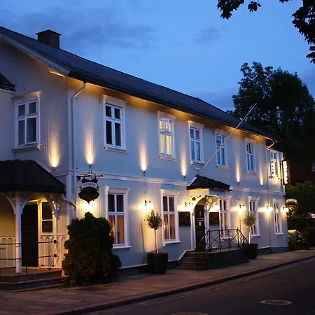 Reenskaug Hotel