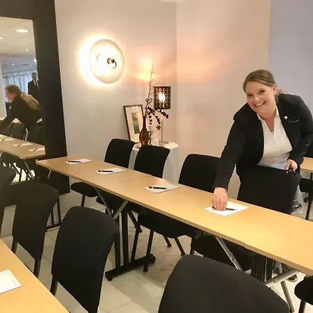 Reenskaug Hotel