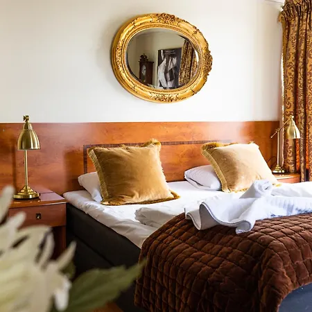Reenskaug Hotel 3*