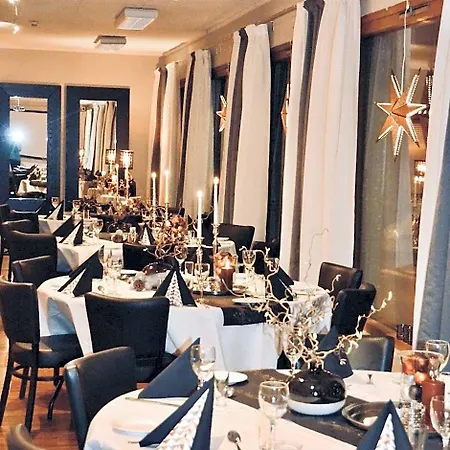 Reenskaug Hotel 3*