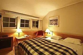 Reenskaug Hotell