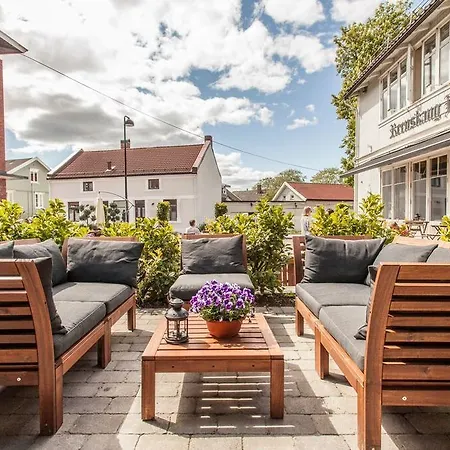 Reenskaug Hotell