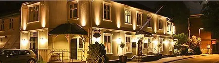 Reenskaug Hotell 3*