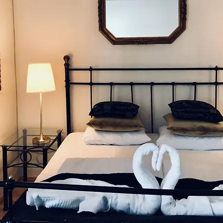Reenskaug Hotel