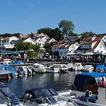 Reenskaug Hotel 3*